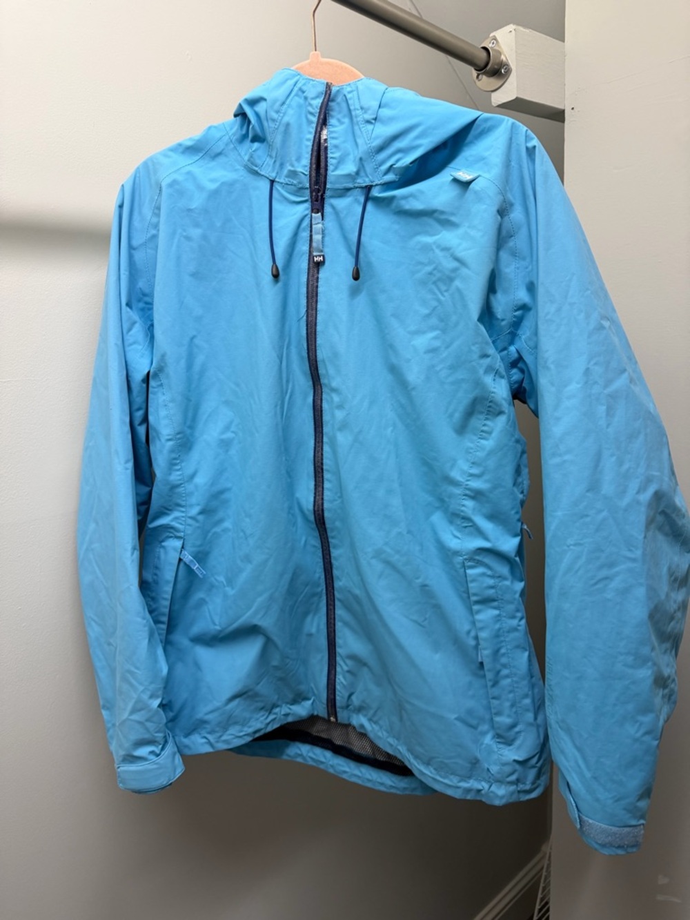 Helly Hansen Light Blue Hooded Windbreaker Jacket Raincoat XL Girls Small Women